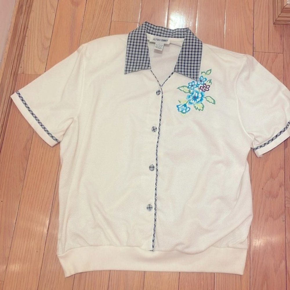 ALFRED DUNNER WOMEN'S WHITE BLOUSE EMBROIDERED PLAID COLLAR AND BUTTONS …